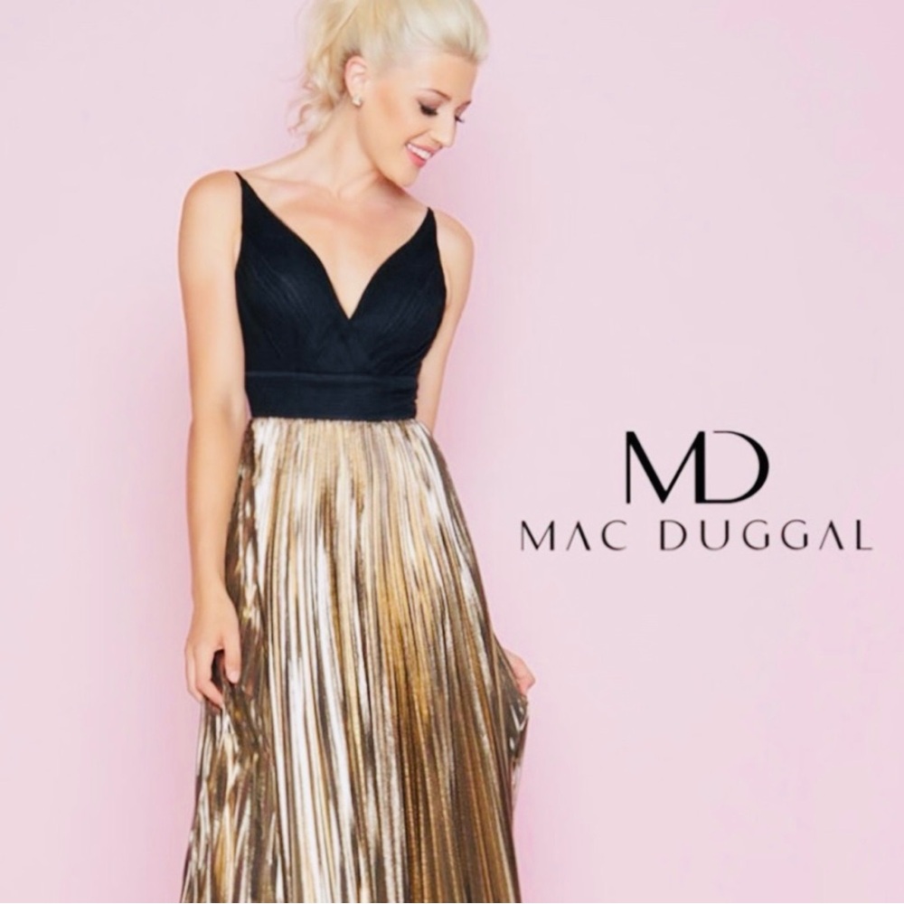 NWT Gorgeous Mac Duggal Black and Gold Long Gown, Maxi Dress Sz 12 Prom, Formal
